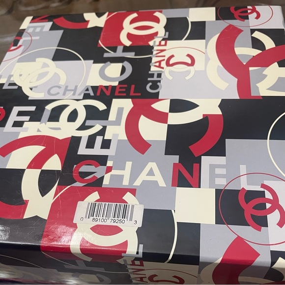 Chanel Vintage Used  Empty Box - Picture 4 of 7